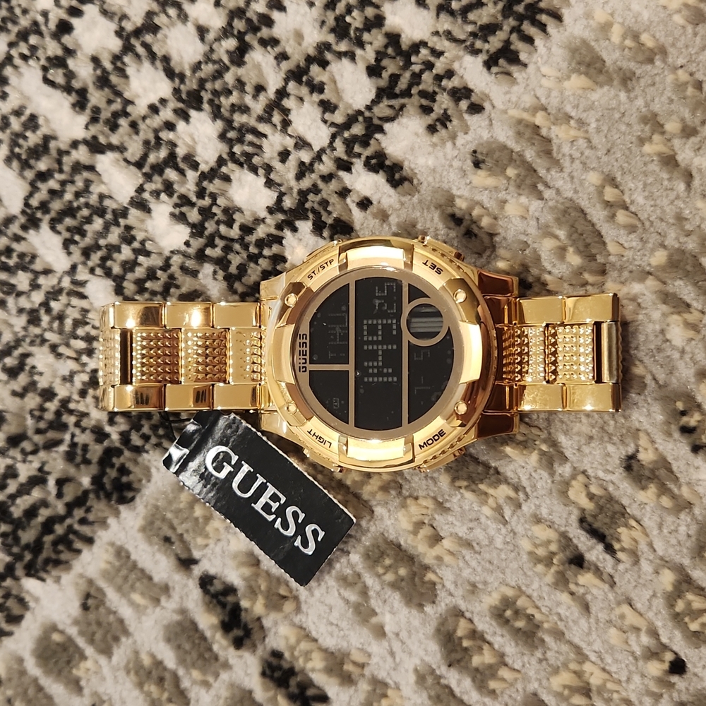 Guess Men's Digital Gold Watch